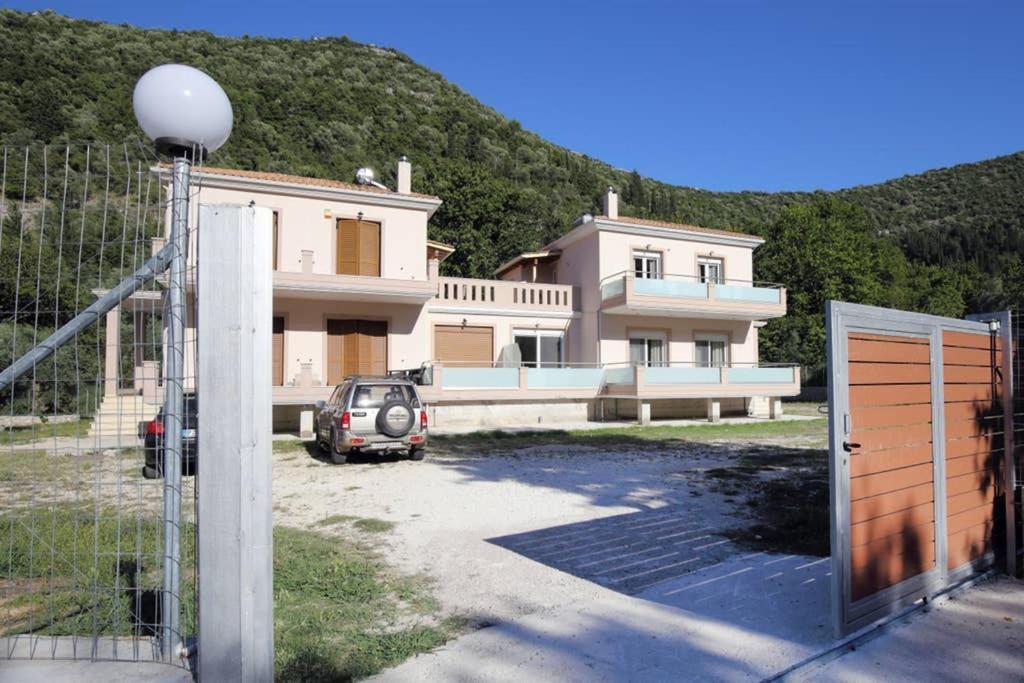 Villa Ligero Agios Christoforos  Exterior photo